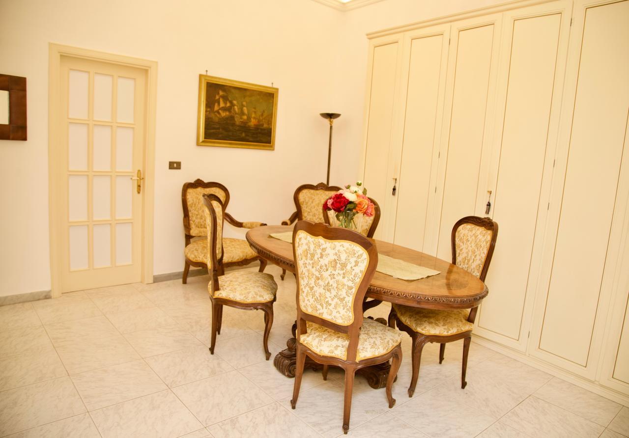 La Terrazza Di Dante Bed & Breakfast Napoli Eksteriør bilde