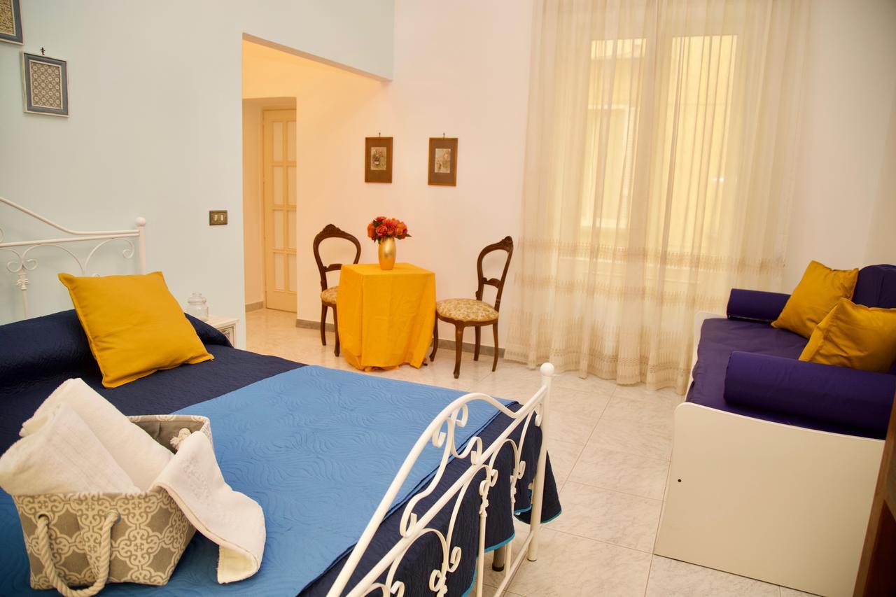 La Terrazza Di Dante Bed & Breakfast Napoli Eksteriør bilde