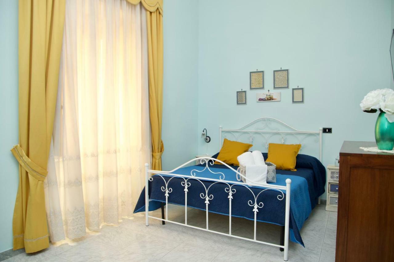 La Terrazza Di Dante Bed & Breakfast Napoli Eksteriør bilde
