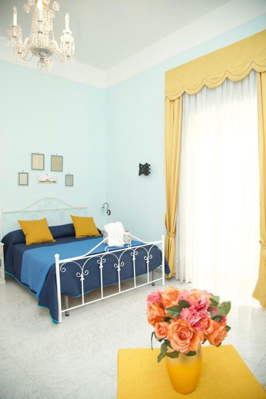 La Terrazza Di Dante Bed & Breakfast Napoli Eksteriør bilde